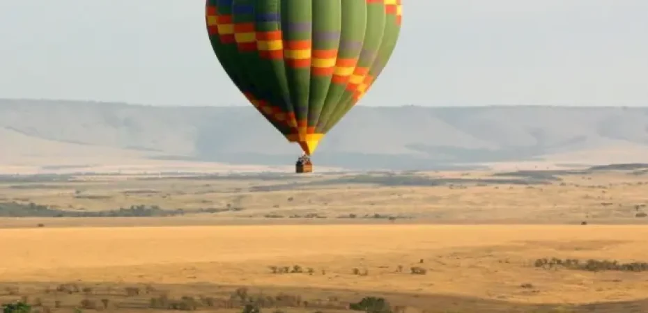 Safari privato di 6 giorni in Kenya in mongolfiera privata nel Maasai Mara